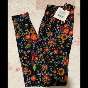 Take 50% off Black Wildwood Floral leggings